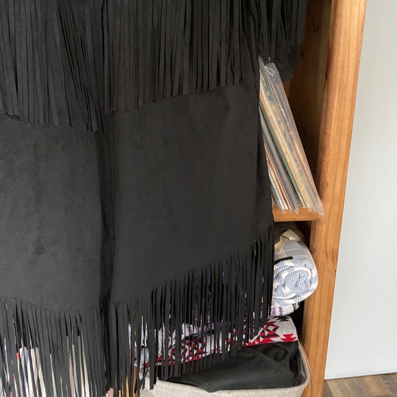 ❌SOLD❌ Zara black suede fringe overcoat - Picture 5 of 13